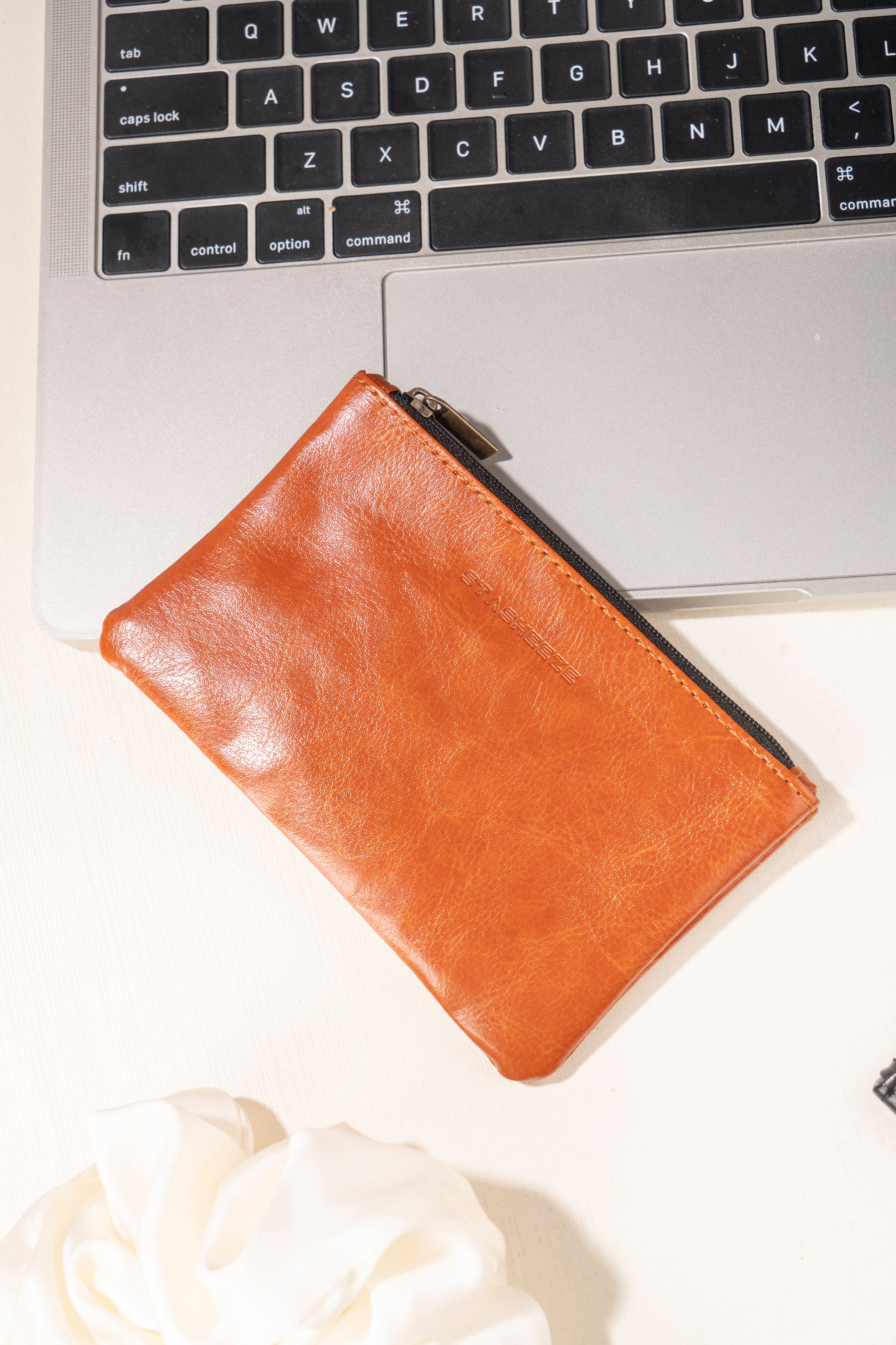 Stasheeze Soft Leather 14x9CM Tobacoo Pouch Baci Brown Bag Water Proof UK Anti Drying Tecnology Lining Leather Brown or Black