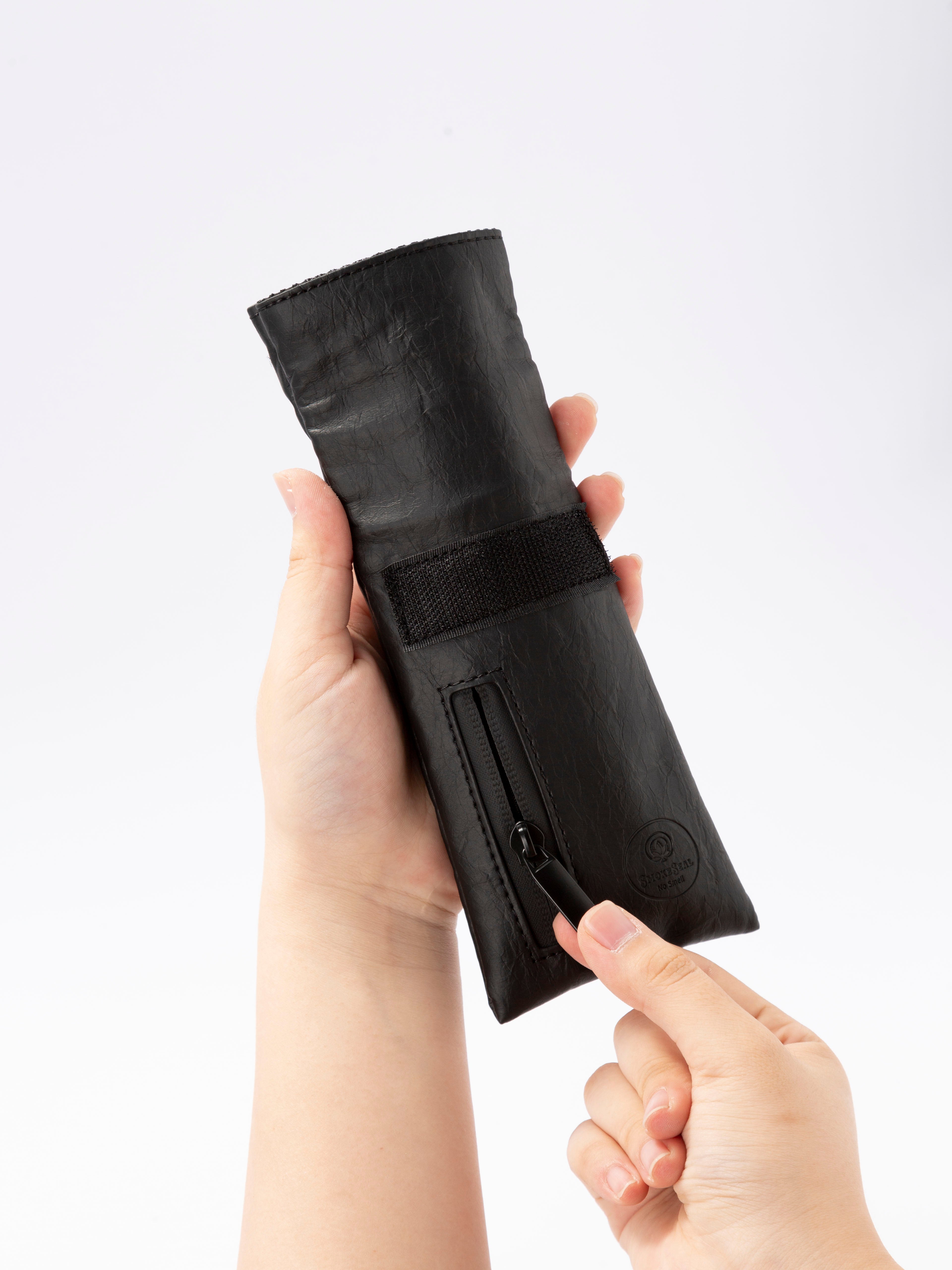Stasheeze Smell Proof Bag Rolling 15x8cm TSA Lock Secure Holder Water Proof UK Black Carbon Lined Multi Layered Pouch Container Leather With Zip Storage